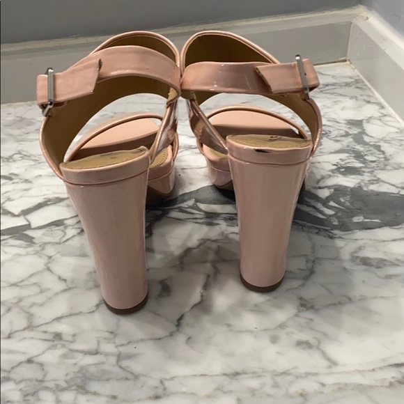 Pale pink platforms - Picture 2 of 3
